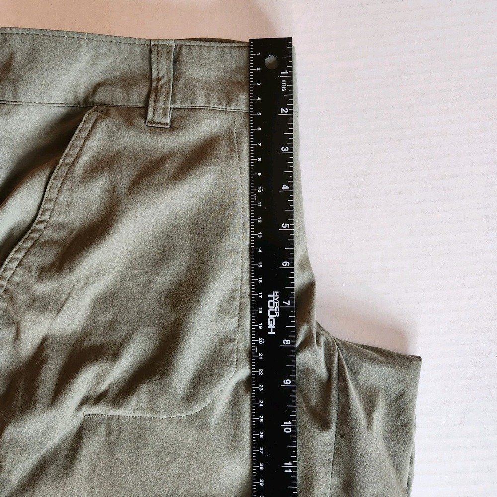 Columbia Womens Omni Shield Advanced Repellency Capris Long Shorts Sz 10 Green - Picture 10 of 16
